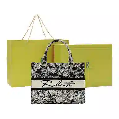 ROBERTA DI CAMERINO Tote