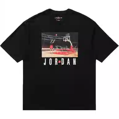 Jordan BrandUNDEFEATED T