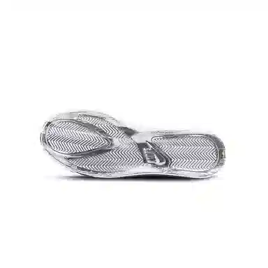 Nike Court Royale