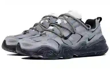 Nike Tech Hera Grey