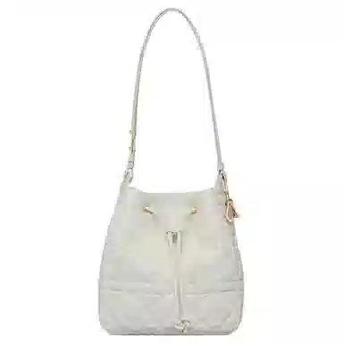 DIOR D-Motion