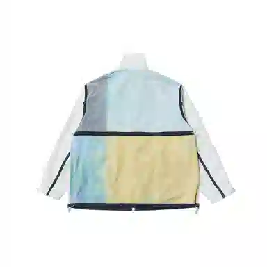 THE MUSEUM VISITOR 23PRE-SPRING