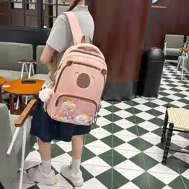 行途 卡通卡皮巴拉大容量可爱学生旅游 尼龙 痛包 女款