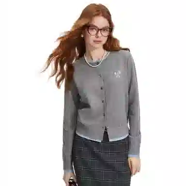 柏黛妃 百搭潮流时尚长袖针织衫 女款