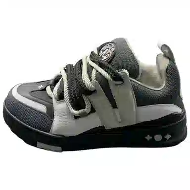 LOUIS VUITTON Skate