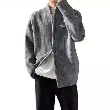 Fakeyoung logocleanfitchic