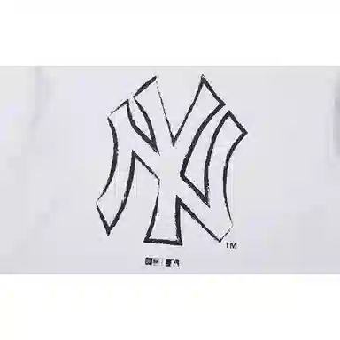 New Era FW25 MLB New York Yankees Rebellion College Long Sleeve Tee