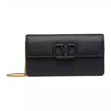 Valentino Vlogo Signature