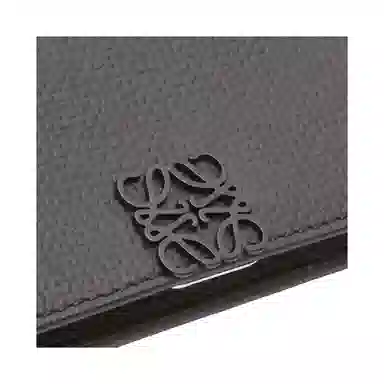 LOEWE Anagram
