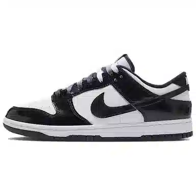 Nike Dunk Low SE "Panda"