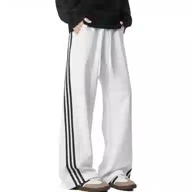 MKIEZER