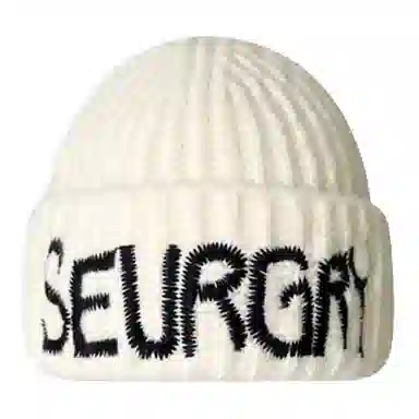 Cgediao Letter Embroidered Knit Hat