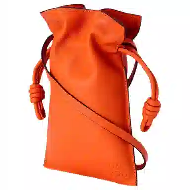 LOEWE Flamenco Anagram