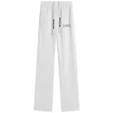 NINETEEN AUTUMN logo