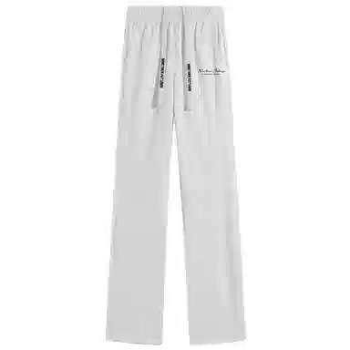 NINETEEN AUTUMN logo