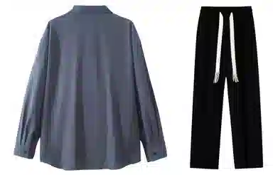 LA'T.WEEKEND Logocleanfit