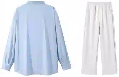 LA'T.WEEKEND Logocleanfit