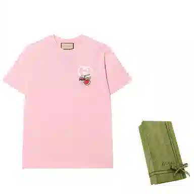 GUCCI T