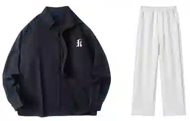 LA'T.WEEKEND Logocleanfit