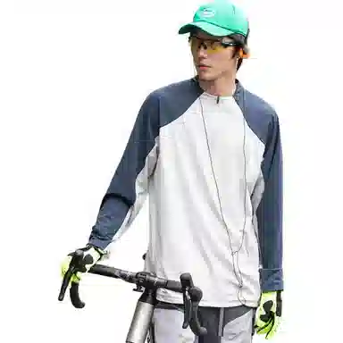 MKIEZER