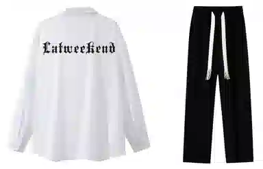 LA'T.WEEKEND Logocleanfit