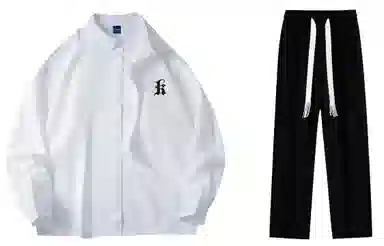 LA'T.WEEKEND Logocleanfit