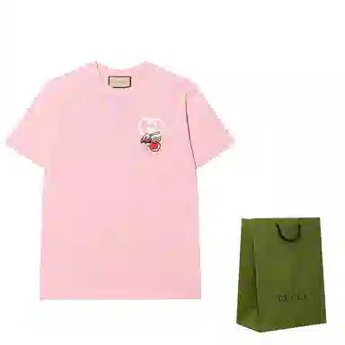 GUCCI T