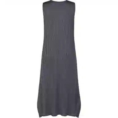 PLEATS PLEASE ISSEY MIYAKE