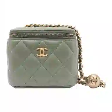 CHANEL 21B