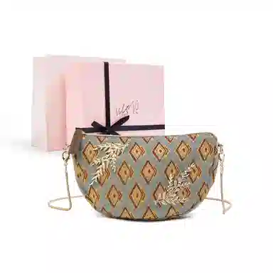 雅诗兰黛【定制化妆包】伊朵 菱间金叶 简约 精致 文艺感  少女心 法式浪漫 约会 通勤 复古凌格帆布化妆收纳包 便携