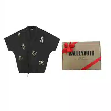 VALLEYOUTH Half Dream Half Awake Series Vintage Botanical Embroidery Shirt Black