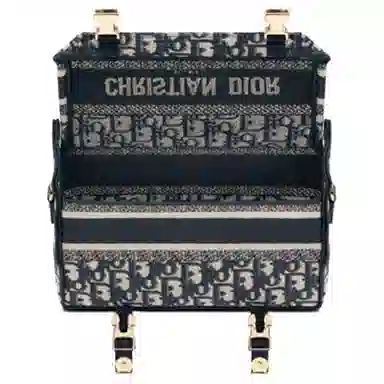 DIOR DiorCamp