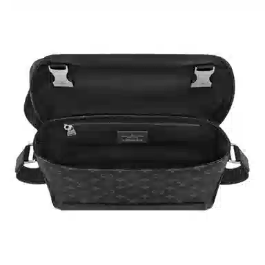 Louis Vuitton Voyager
