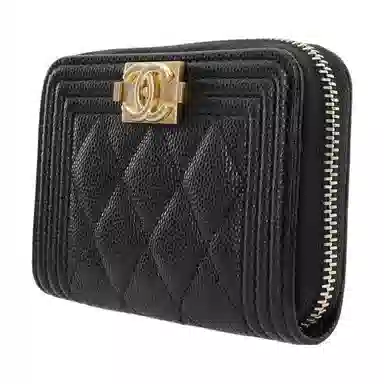 CHANEL LEBOY21K Logo