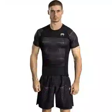 VENUM T -001