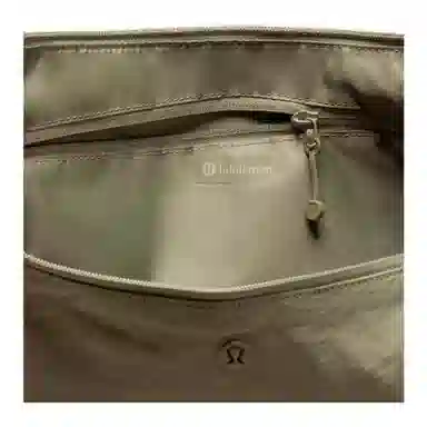 lululemon Large Slouchy 13L