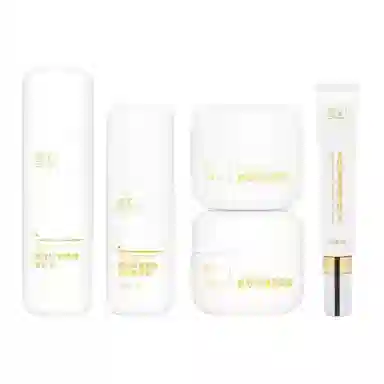 雪玉  雪玉紧致抗皱面泥膏 保湿