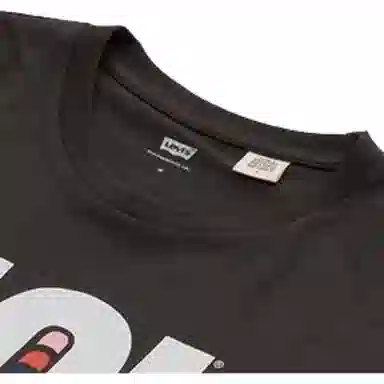 levis T