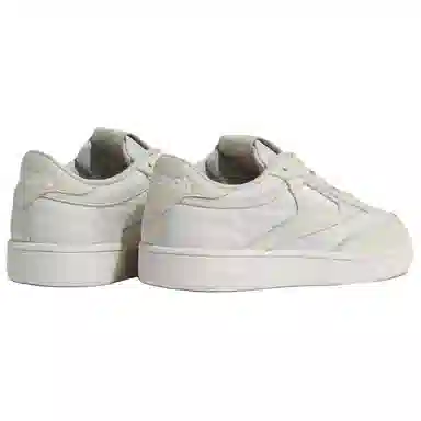 PIZZA SLICE x Reebok CLUB C 85