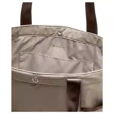 lululemon Daily 20L Tote