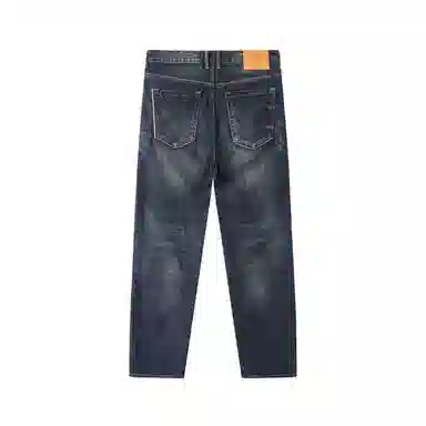 Lee Cooper