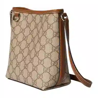 GUCCI GG Emblem Logo