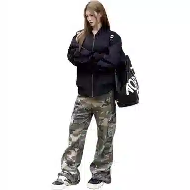 黛尔佳人 数字宽松适中长袖棒球服 女款