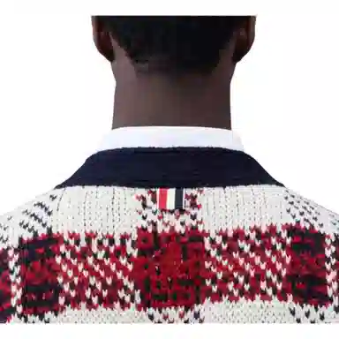 THOM BROWNE V