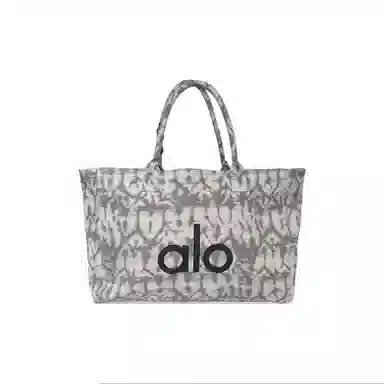 Alo Yoga Fantasy Grey