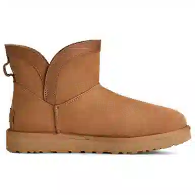 UGG Classic Novelty