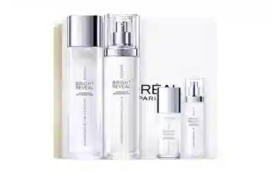 欧莱雅 滋润保湿护肤套装 提亮