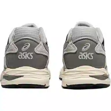 Asics Gel-MC Plus