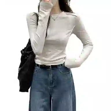 CASTLE WOODS 2025chic T