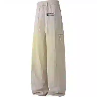 NINETEEN AUTUMN logo